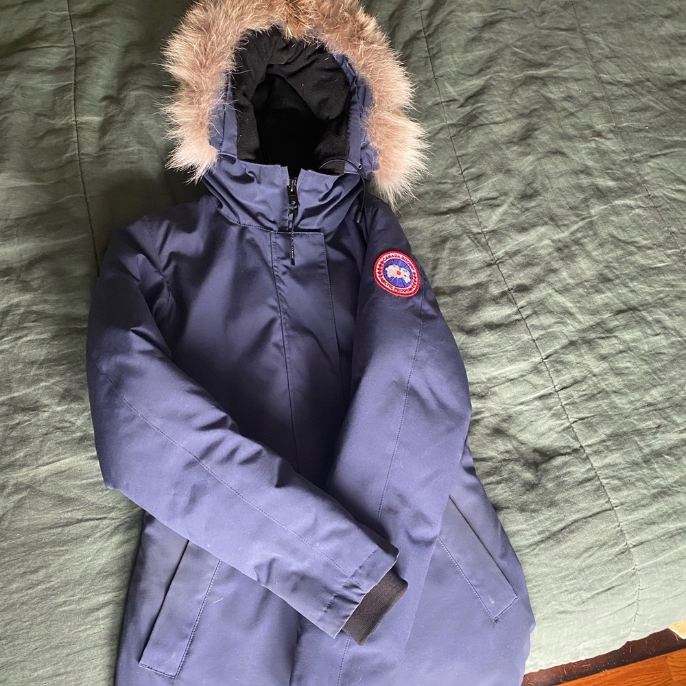 CANADA GOOSE Navy Blue GUC Size XS